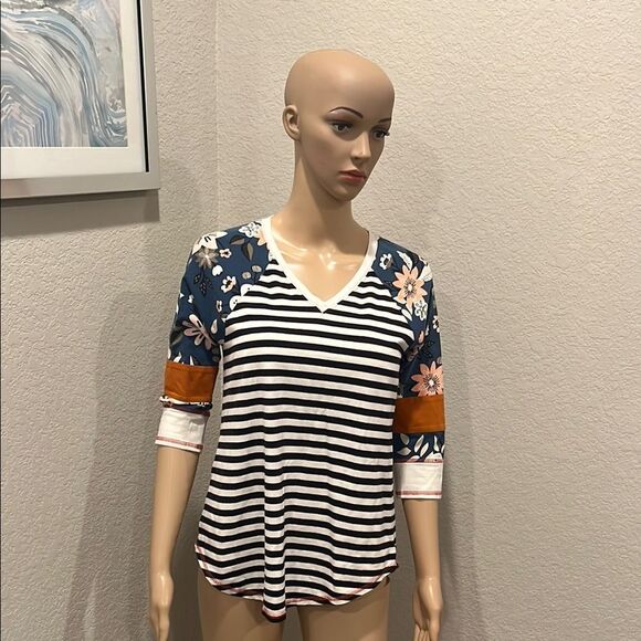 Matilda Jane Floral and Striped Women's Top - Picture 1 of 4